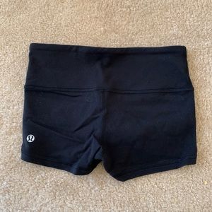 Lululemon boogie shorts